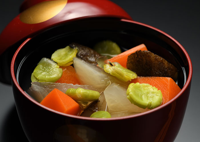 日式宴席一例。/春天。