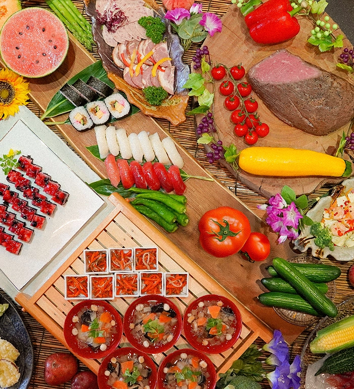 在Urabandai Lake Resort的自助餐廳Hibara Dining品嚐福島的鮮活美味。